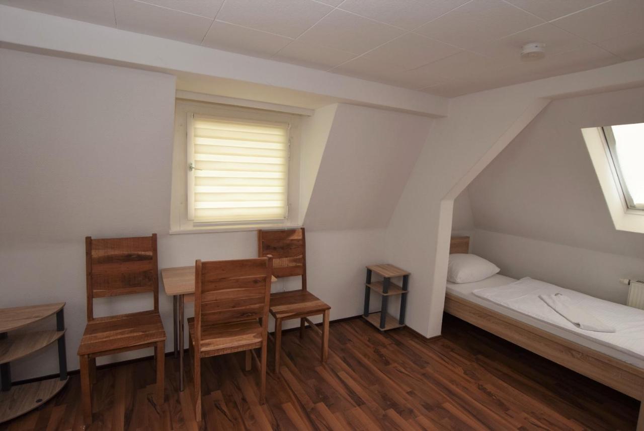 Nuertingen Zimmer Exterior photo